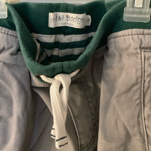 Mini Boden grey rib waist cargos. Boys 11yr. Fully lined in soft cotton stripe - Picture 2 of 3